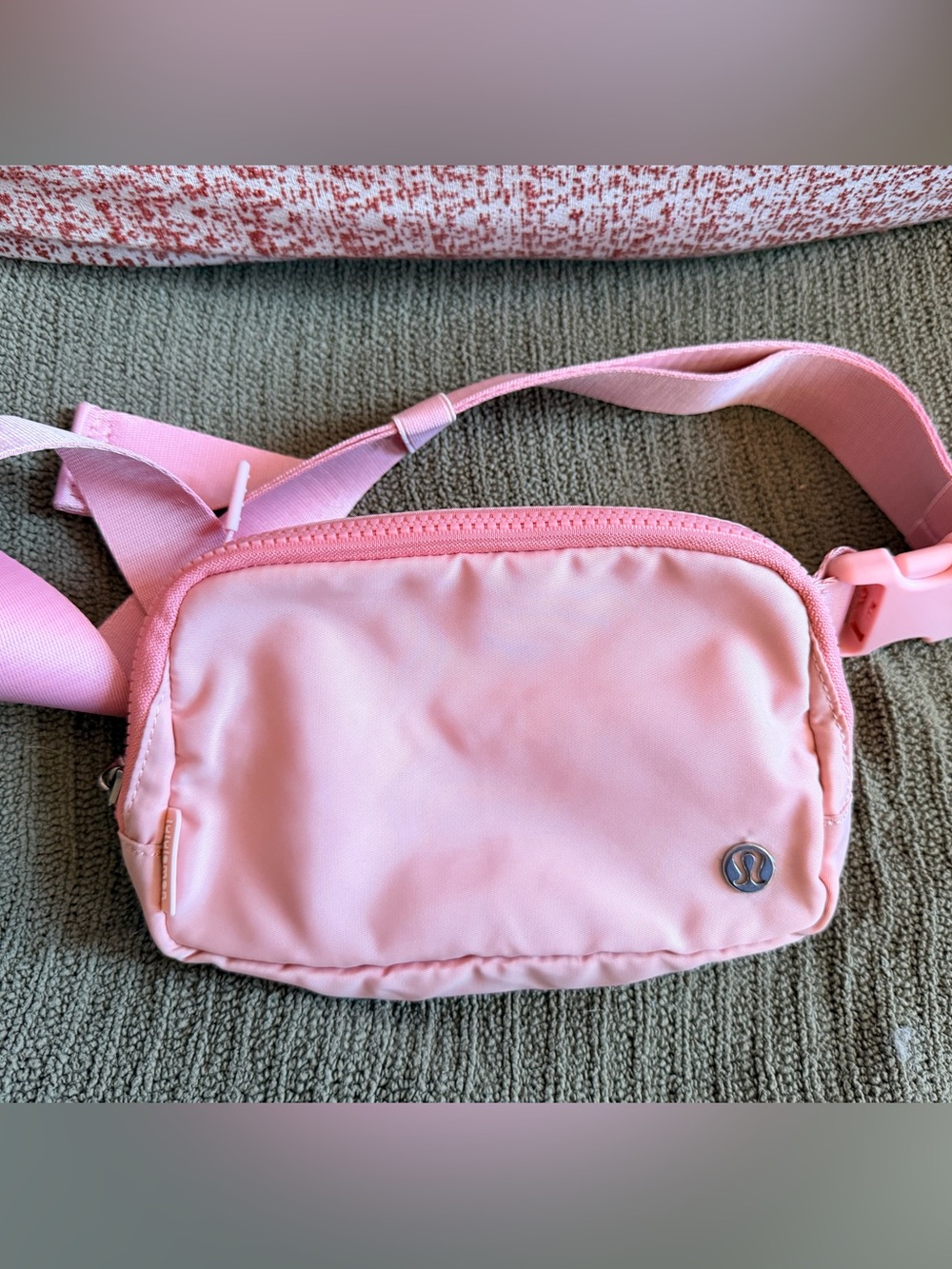 Lululemon Pink Belt Bag / Fanny Pack – Crossbody Waist Bag